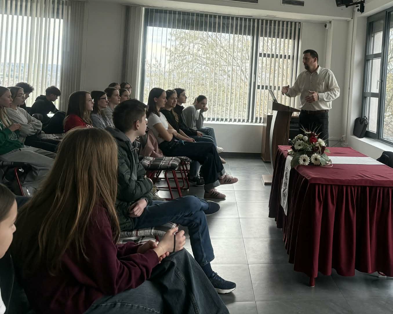 Már nem csak gyerekes csíny - Bűnmegelőzési előadás